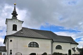 Pohled z jižní strany ( © Pavel Vítek 08/2010)