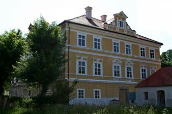 pohled od severozápadu (© Pavel Zany Komárek 14. 6. 2006)