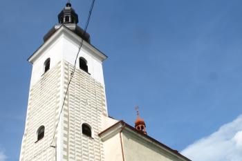 kostel od jihozápadu ( © Milan Caha 05/2010)