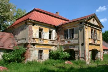 pohled od jihozápadu ( © Pavel Zany Komárek 14. 6. 2006)