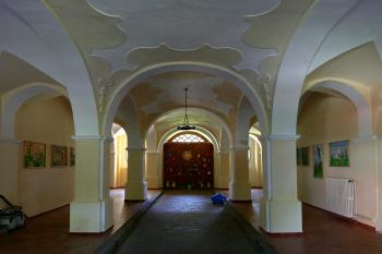 průjezd ( © Pavel Zany Komárek 14. 6. 2006)