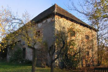 pohled od severozápadu (© Pavel Zany Komárek 30. 10. 2005)