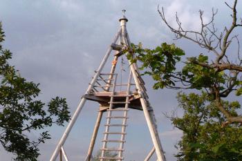 rozhledna od jihu (© Jan Bobek, 07/2010)