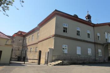 sev.nároží zámku (© D Dohňanský, 07/2018)
