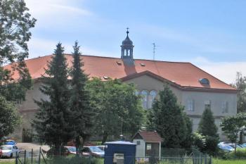 Zámek ve Víceměřicích ( © Pavel Vítek 08/2010)