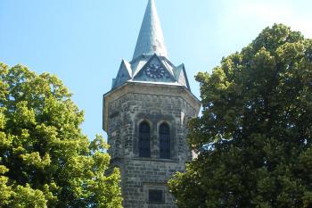 Přepeře - kostel (© Jiří Špaček, 9/2016)