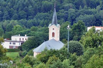 Kostel svaté Anny (Hoštejn) ( © František Kinař 05/2017)