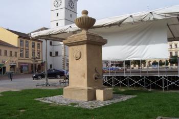 Vyškov - městská studna (© Ivo Rozehnal, 09/2010)
