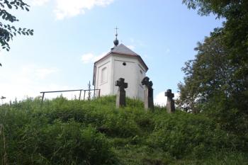 Kaple a kalvarie od východu ( © Ivan Grisa 09/2010)
