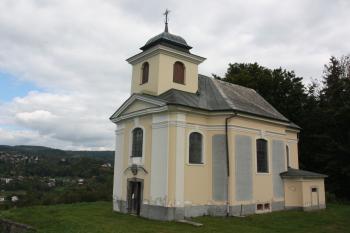 Kostelík od jihozápadu ( © Ivan Grisa 09/2010)