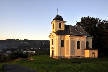 kostel při západu slunce ( © Radovan Smokoň 08/2011)