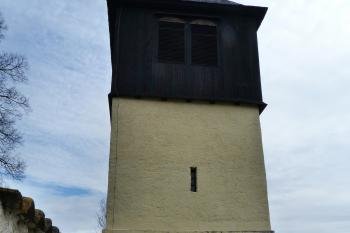 Merboltice - Středověká zvonice, V prosinci roku 2003 byl ze sbírky zakoupen zvon Kateřina (© František Kinař, 04/2015)