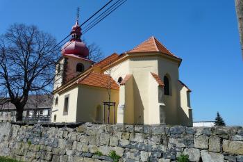 kostel sv. Václava (© Jaroslav Valečka, 4/2010)