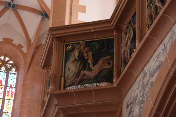 Reliéf na poprsnici jižní empory: Bůh stvořil ženu ( © Ivan Grisa 10/2010)