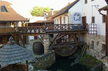 hrad Červený Újezd (© Petr Berka, 10/2010)