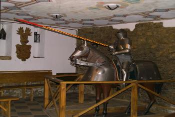 hrad Červený Újezd (© Daniela Tomešová, 10/2010)