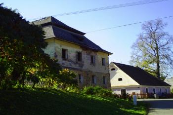 Jižní pohled (© Michal Chalupa, 10/2010)