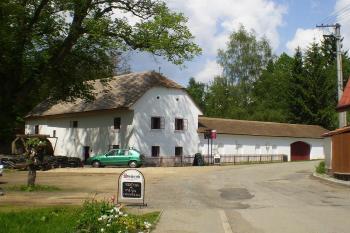 Porčův mlýn (© Ludmila Paščenková, 5/2010)