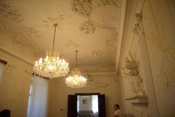 Obřadní síň - dříve kuřácký salón (© Petr Pospíšil, 09/2015)