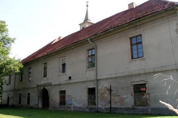 Severní průčelí ( © Petr Turyna 08/2005)