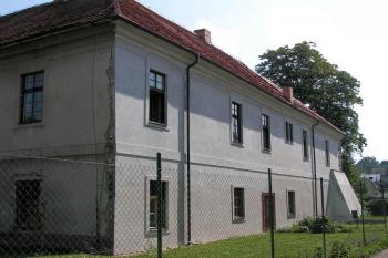 Severozápadní nároží ( © Petr Turyna 08/2005)