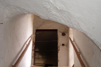 Schodiště do patra (© Matěj Kruntorád, 10/2010)