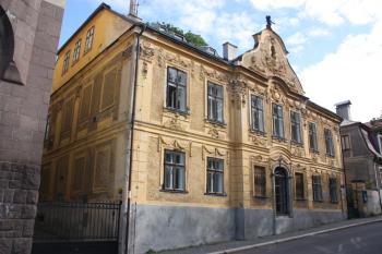 Dům od jihozápadu ( © Ivan Grisa 09/2010)