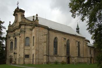 kostel od jihu (© Rodochrozit, 09/2011)