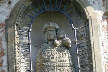 Zámecký kostel Nejsvětější Trojice (© František Kinař, 08/2014)