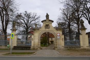rezidence dominikánů Nové Dvory (© Vlastislav Mareček, 03/2016)