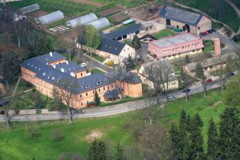 Letecký pohled ( © Petr Nožička 04/2010)
