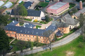 Letecký pohled ( © Petr Nožička 04/2010)