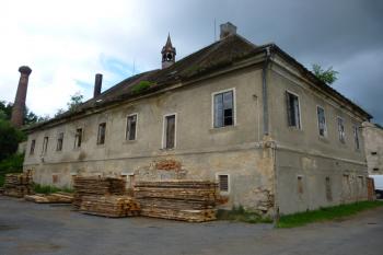 zámek Lhotka (© Vlastislav Mareček, 06/2016)
