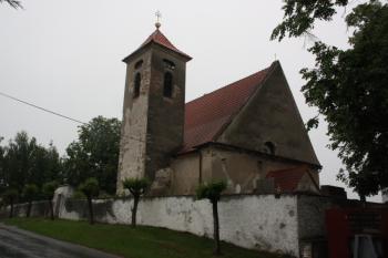 Kostelní areál od severozápadu ( © Ivan Grisa 05/2011)