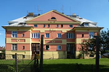Památkově chráněný dům čp. 389 v ulici E. Beneše ( © Milan Caha 09/2010)