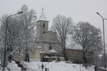 Hřbitovní areál od západu ( © Ivan Grisa 12/2010)