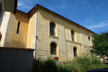 průčelí synagogy ( © Milan Caha 08/2010)