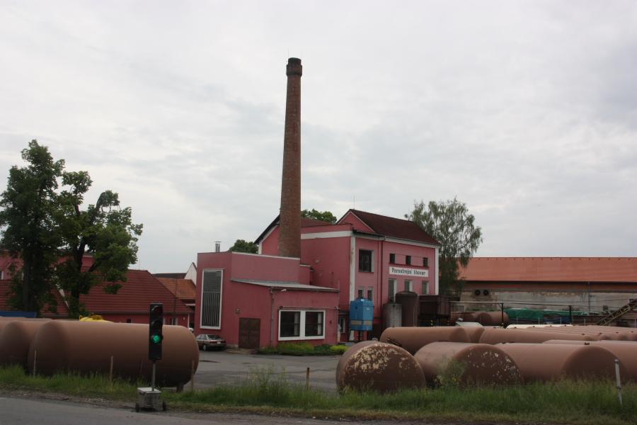 parostrojní lihovar
