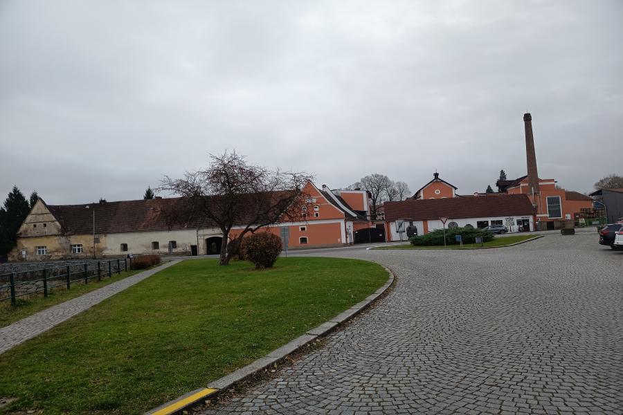 parostrojní lihovar