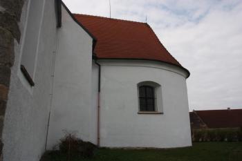 Barokní kaple od východu ( © Ivan Grisa 04/2011)