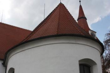 Barokní kaple od severu ( © Ivan Grisa 04/2011)