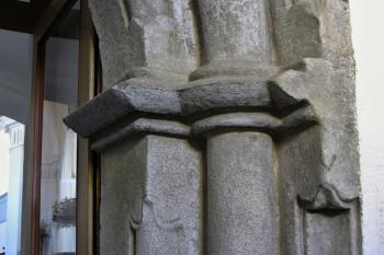 Detail portálu. (© Štěpán Koudela, 12/2015)