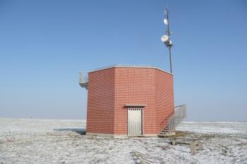 Čelní pohled (© David Hamza, 12/2010)