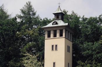 Zvonice od jihovýchodu ( © Ivan Grisa 08/2003)