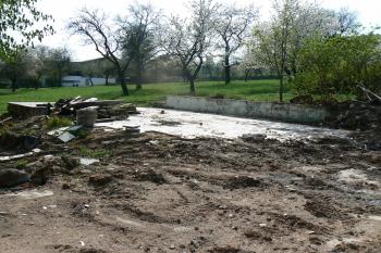 Podlaha dřevěného přístavku hostince (© Prudký Martin, 04/2009)