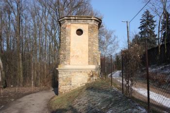 Věž od jihu ( © Ivan Grisa 01/2011)