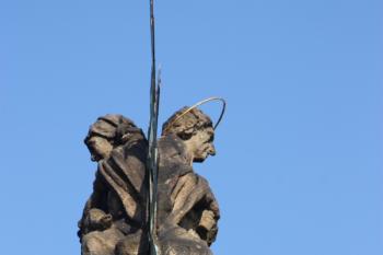 Titulní dvojplastika od jihu ( © Ivan Grisa 01/2011)