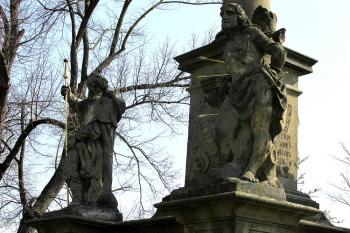 Morový sloup v Obříství ( © Pavel Vítek 04/2014)