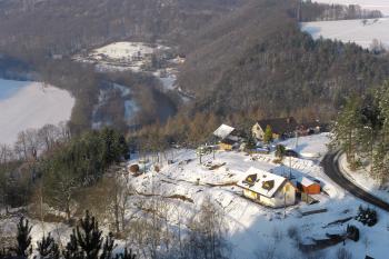 Výhled ze Zdenčiny skály (© Josef Šretr, 02/2011)