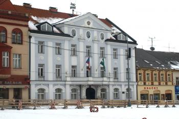 nová radnice ( © Milan Caha 02/2011)